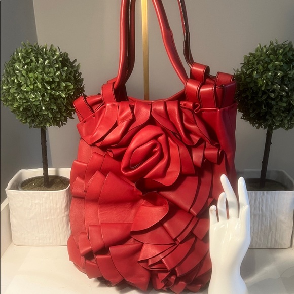 Valentino Garavani Red Ruffled Tote Bag - Picture 1 of 9